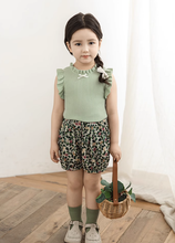 Load image into Gallery viewer, Summer Floral Shorts