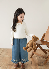 Load image into Gallery viewer, Embroidered Floral Wide Leg Jeans