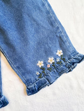Load image into Gallery viewer, Embroidered Floral Wide Leg Jeans