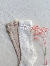 Load image into Gallery viewer, Victorian Romance Bow Socks
