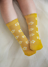 Load image into Gallery viewer, Summer Daisy Socks
