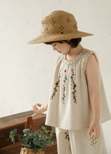 Load image into Gallery viewer, Elowen Sleeveless Top
