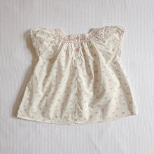 Load image into Gallery viewer, Blossom Flutter Sleeve Top
