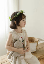 Load image into Gallery viewer, Elowen Sleeveless Top
