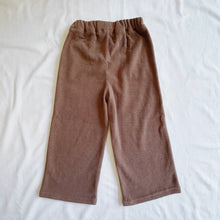 Load image into Gallery viewer, Autumn Light Corduroy Pants (SAMPLE - size 5T)
