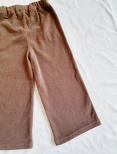 Load image into Gallery viewer, Autumn Light Corduroy Pants (SAMPLE - size 5T)
