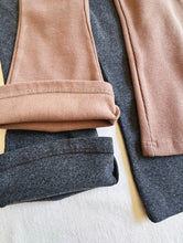 Load image into Gallery viewer, Juniper Rib Flare Leggings
